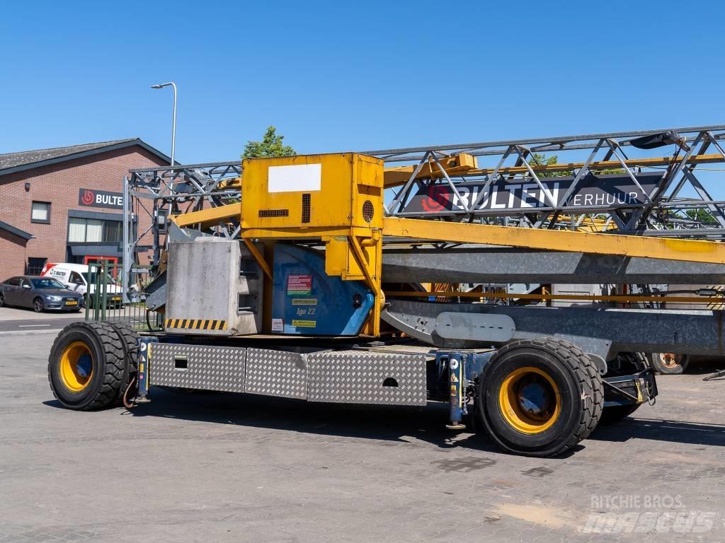 Potain IGO 22 Self erecting cranes