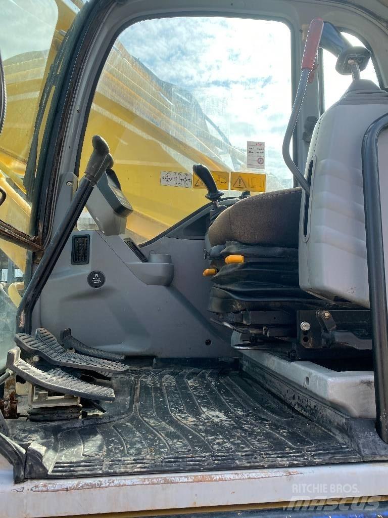 New Holland E 305 Crawler excavators