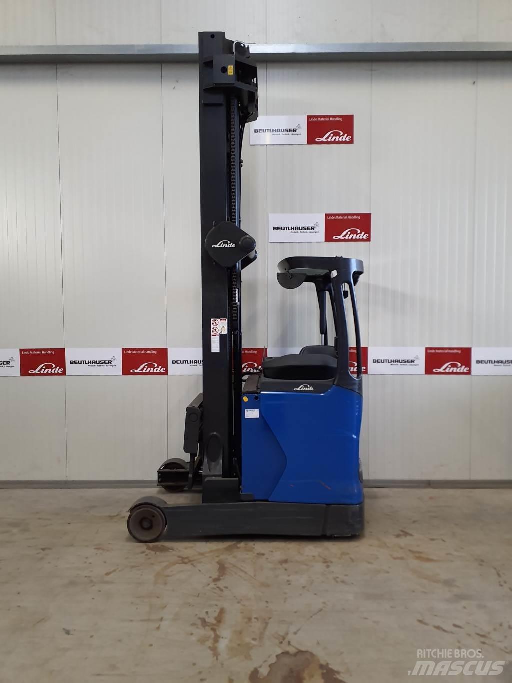 Linde R16HD Reach trucks