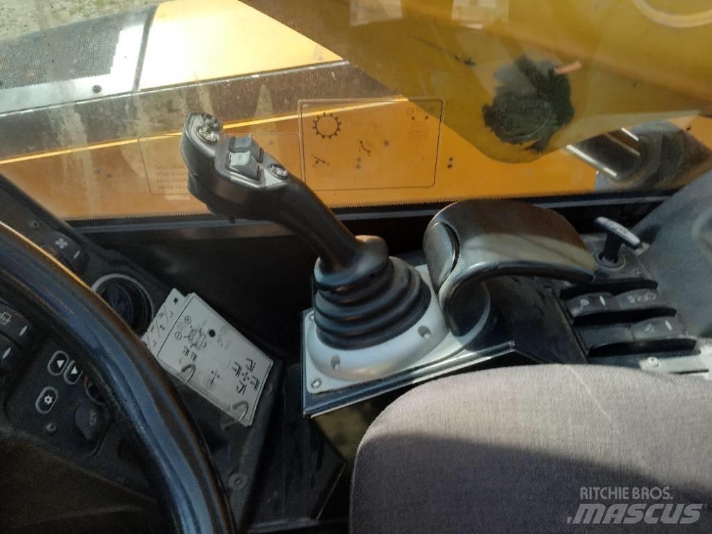 JCB 541 AGS Telehandlers for agriculture