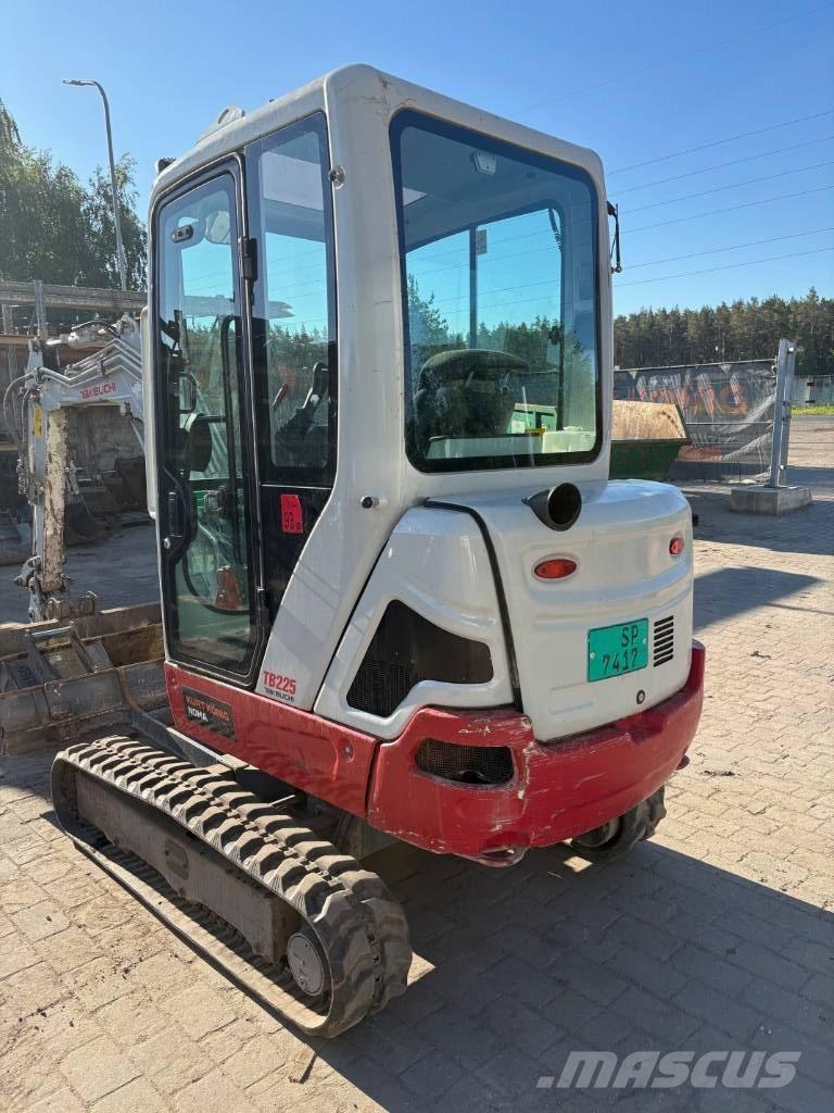 Takeuchi TB 225 Mini excavators < 7t (Mini diggers)