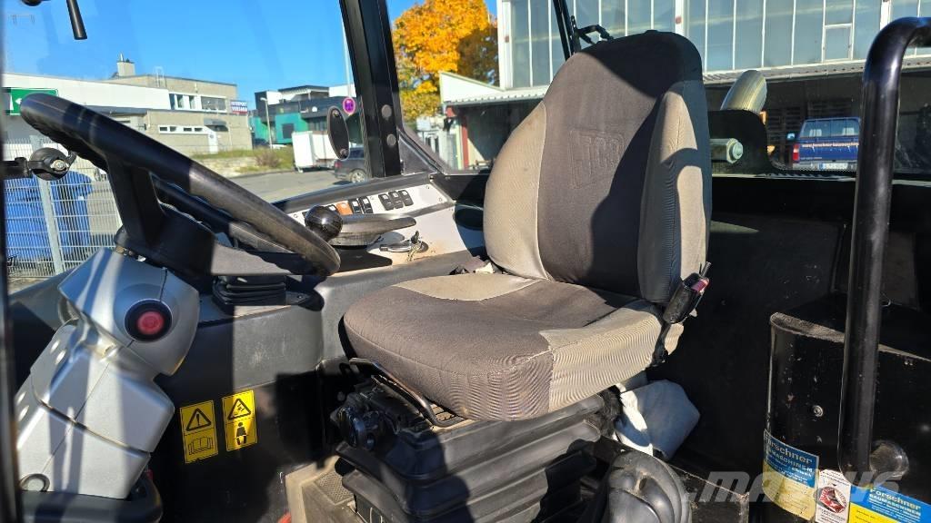 JCB 406 Wheel loaders