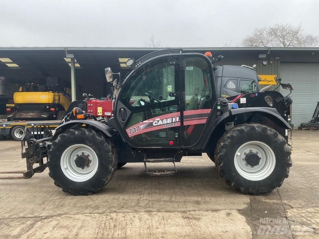 Case IH 737 Telehandlers for agriculture