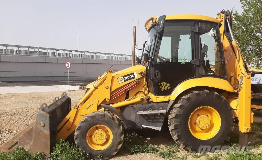 JCB 3 CX Backhoe loaders