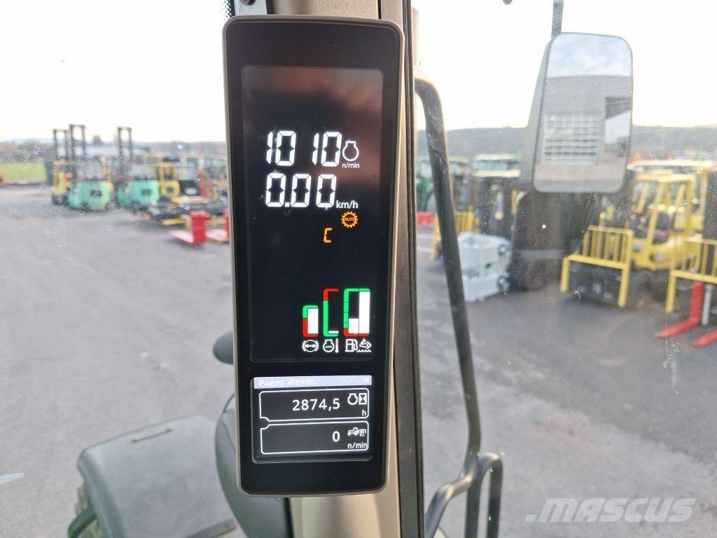 John Deere 6175M Tractors