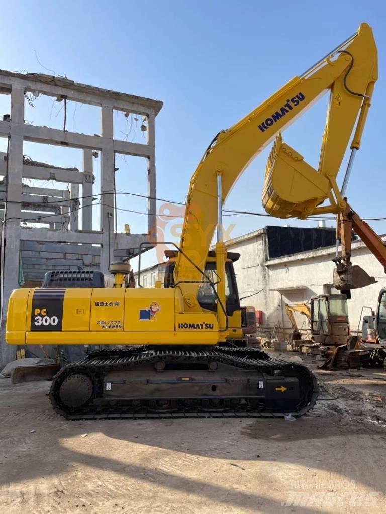 Komatsu PC 300 Crawler excavators