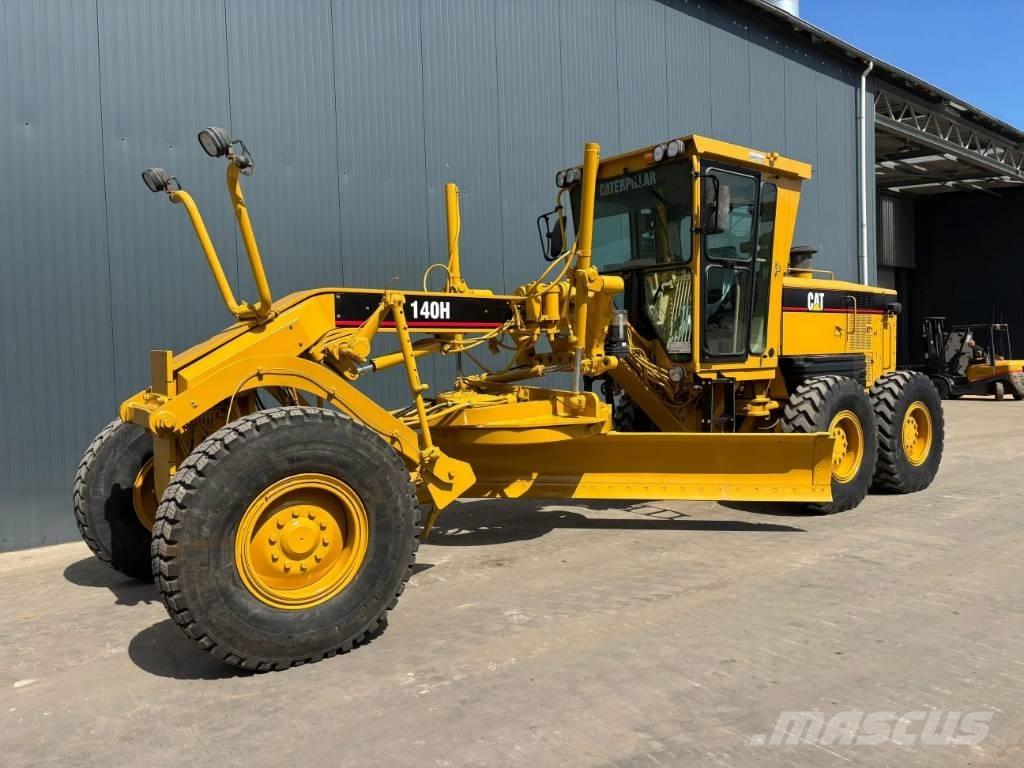 CAT 140H Graders