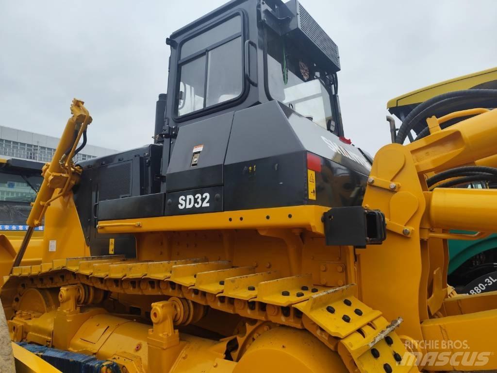 Shantui SD32 Crawler dozers