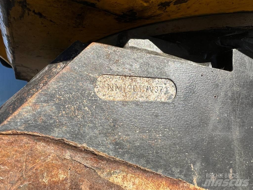 Engcon EC30 - S70 Rotators