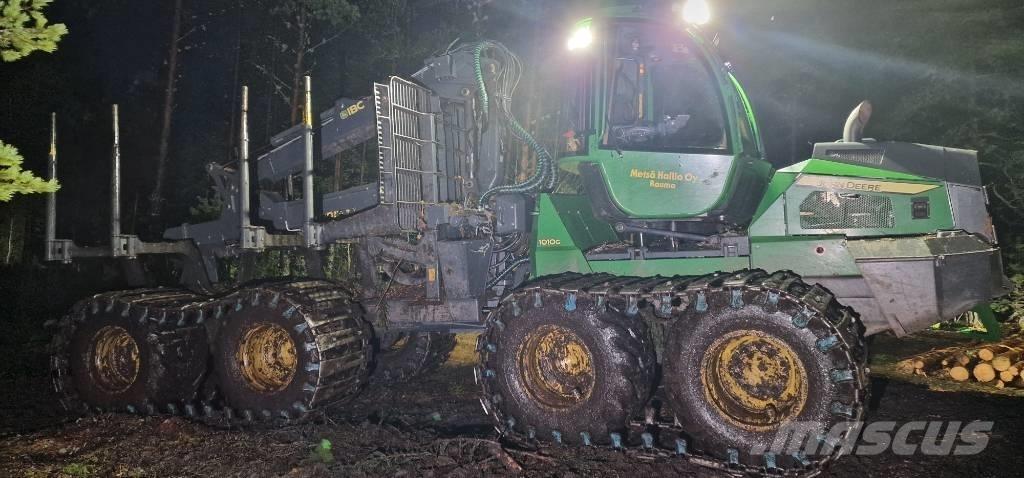 John Deere 1010G Forwarders