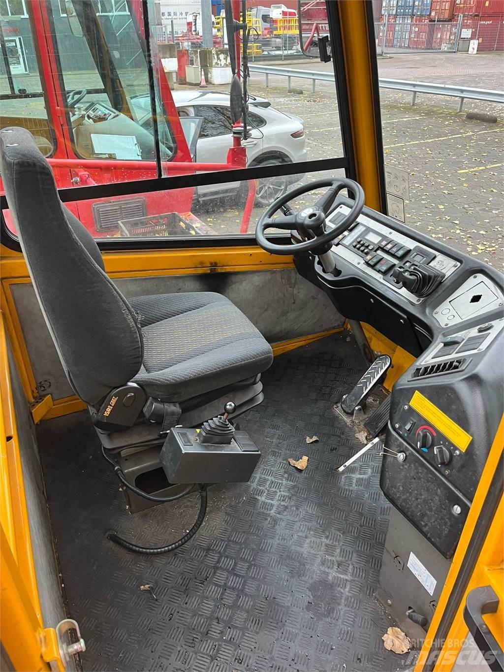 Terberg YT182 Terminal tractors