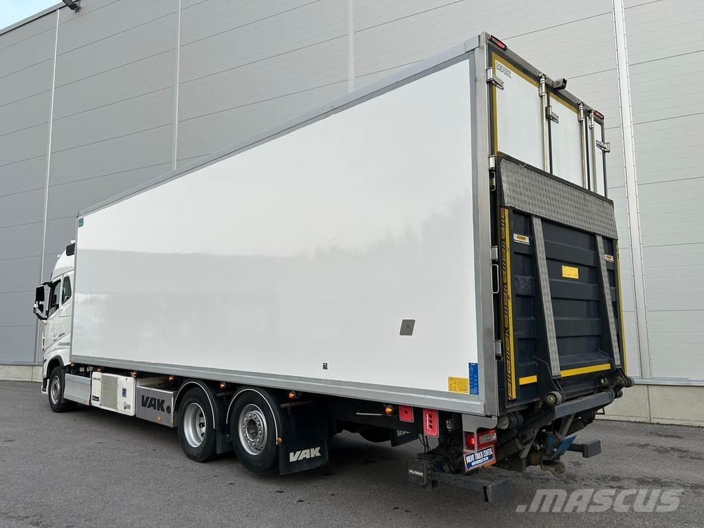 Volvo FH Temperature controlled trucks