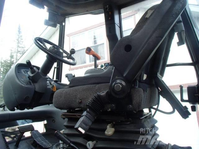 New Holland TV 140 Tractors