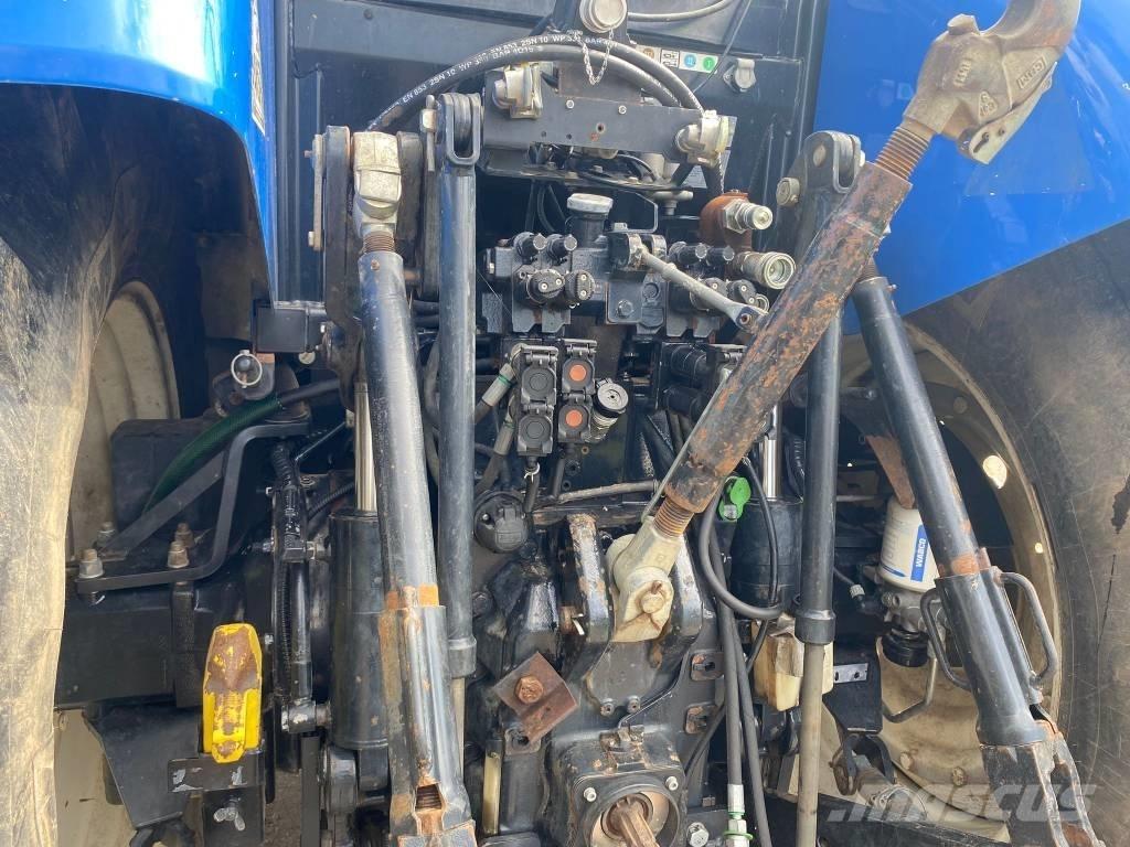 New Holland T 7.235 Tractors