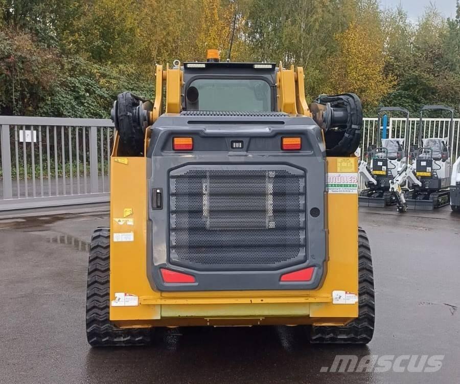 XCMG XC7-TV12 Crawler loaders