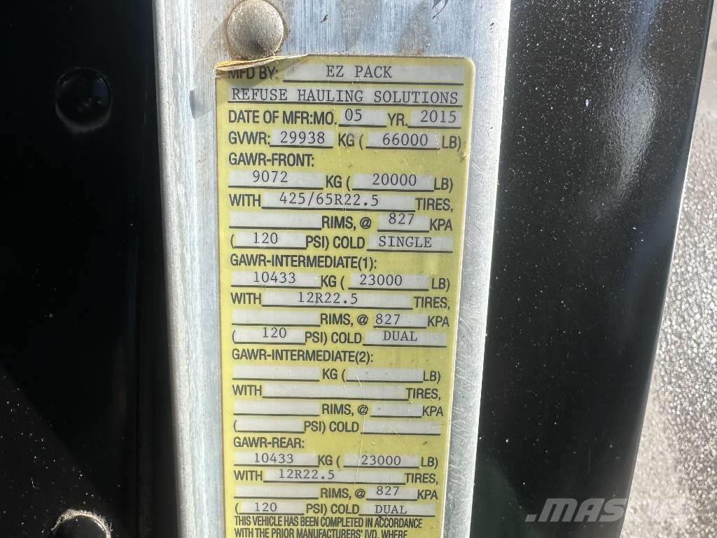 Peterbilt 320 Waste trucks