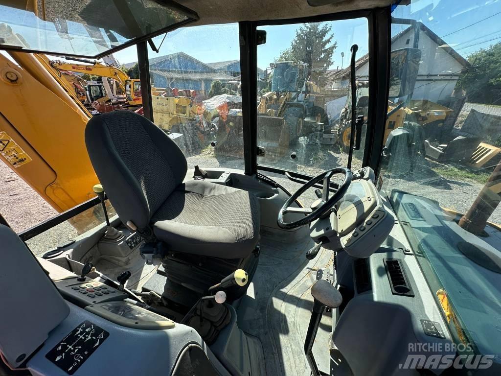 Fermec 860 Backhoe loaders
