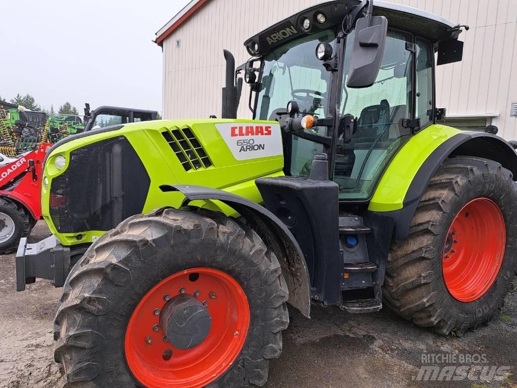 CLAAS 650 cis + Tractors