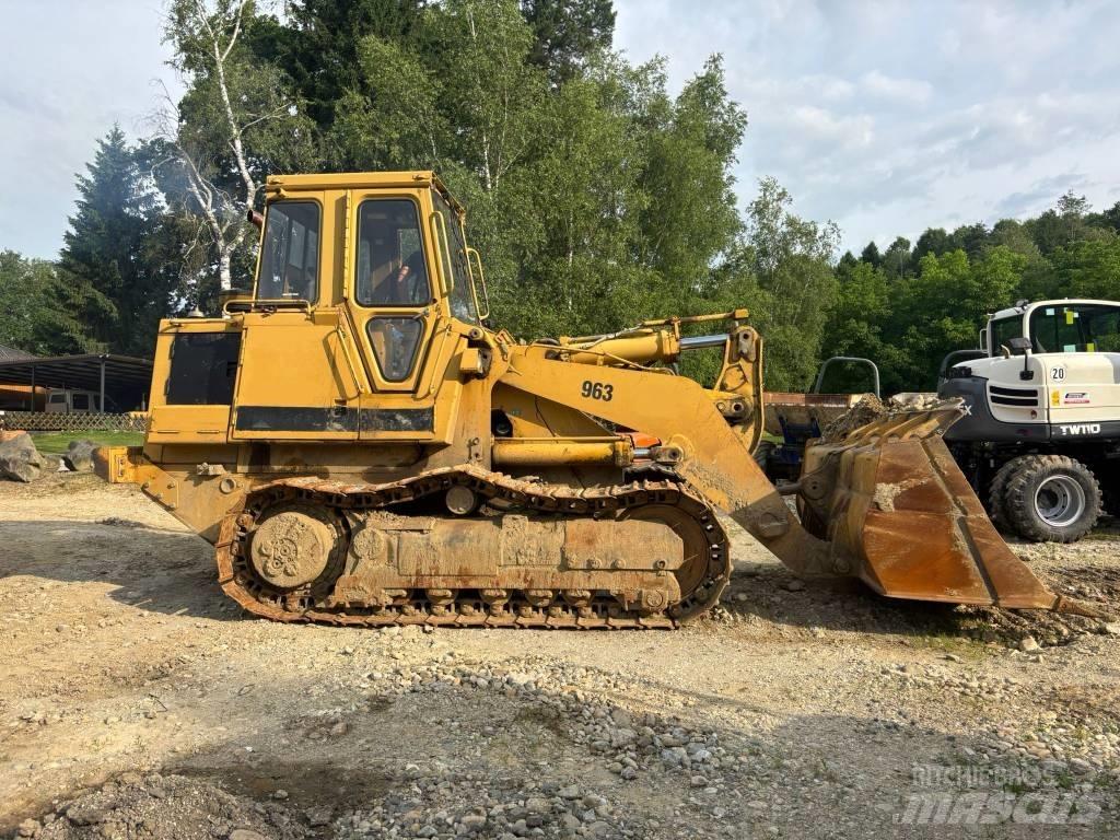 CAT 963 Crawler loaders