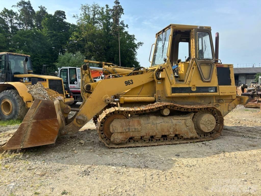 CAT 963 Crawler loaders
