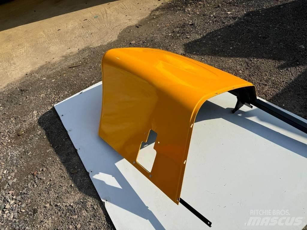 JCB ENGINE COVER Chassis and suspension