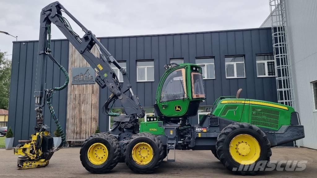 John Deere 1170 G Harvesters
