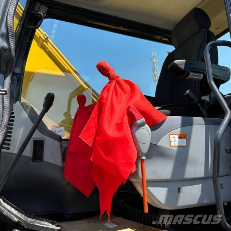Komatsu PC 160 Midi excavators  7t - 12t