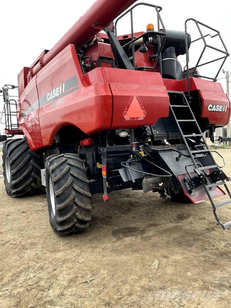 Case IH 9120 Combine harvesters