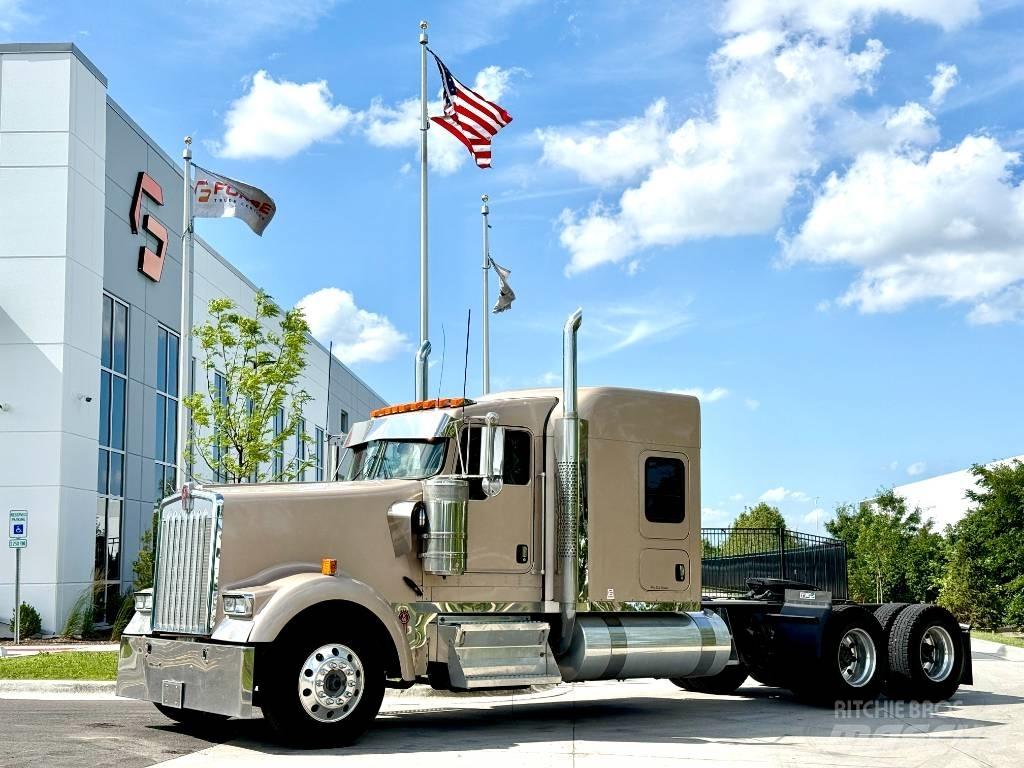 Kenworth W 900 Tractor Units
