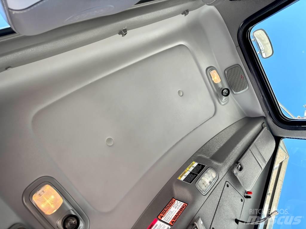 Peterbilt 367 Tractor Units