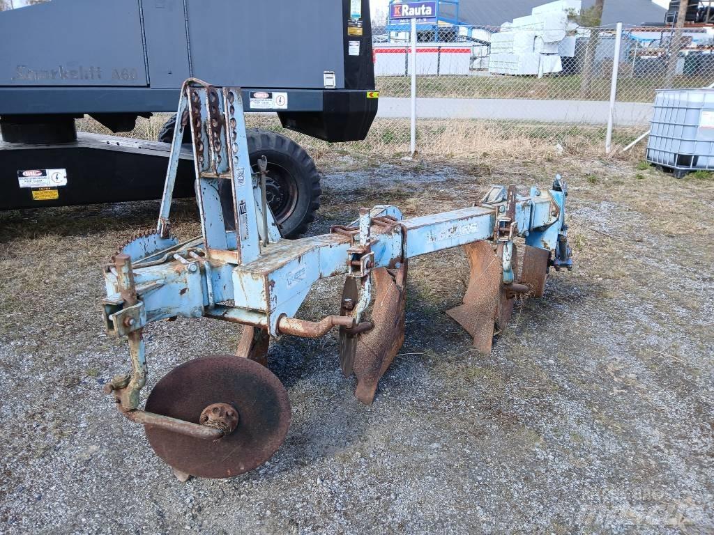 Fiskars 3-siipinen Conventional ploughs
