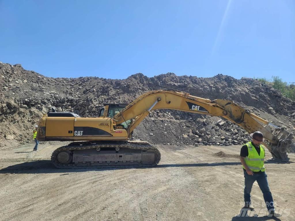 CAT 330 CL Crawler excavators