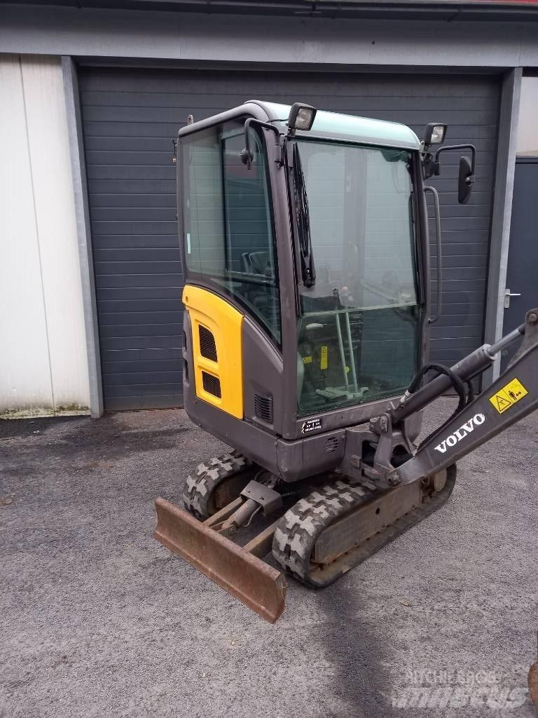 Volvo EC 15 Mini excavators < 7t (Mini diggers)
