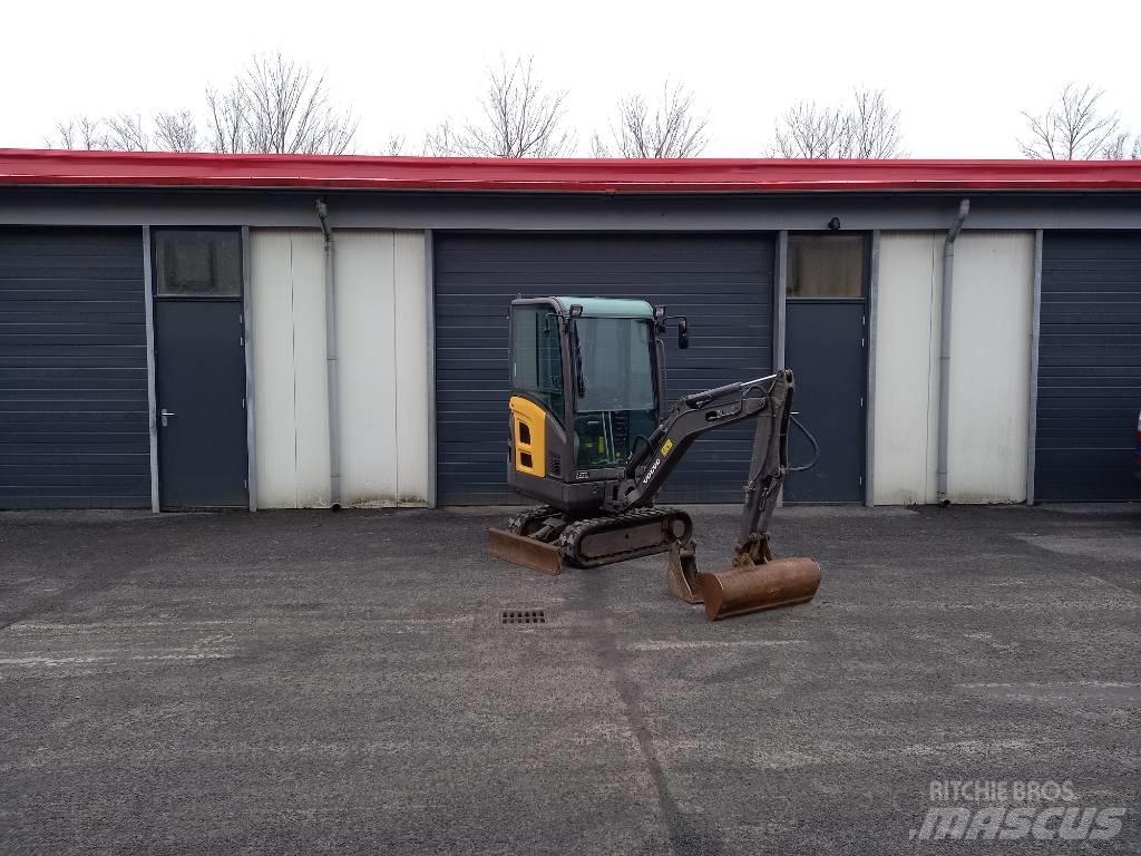 Volvo EC 15 Mini excavators < 7t (Mini diggers)