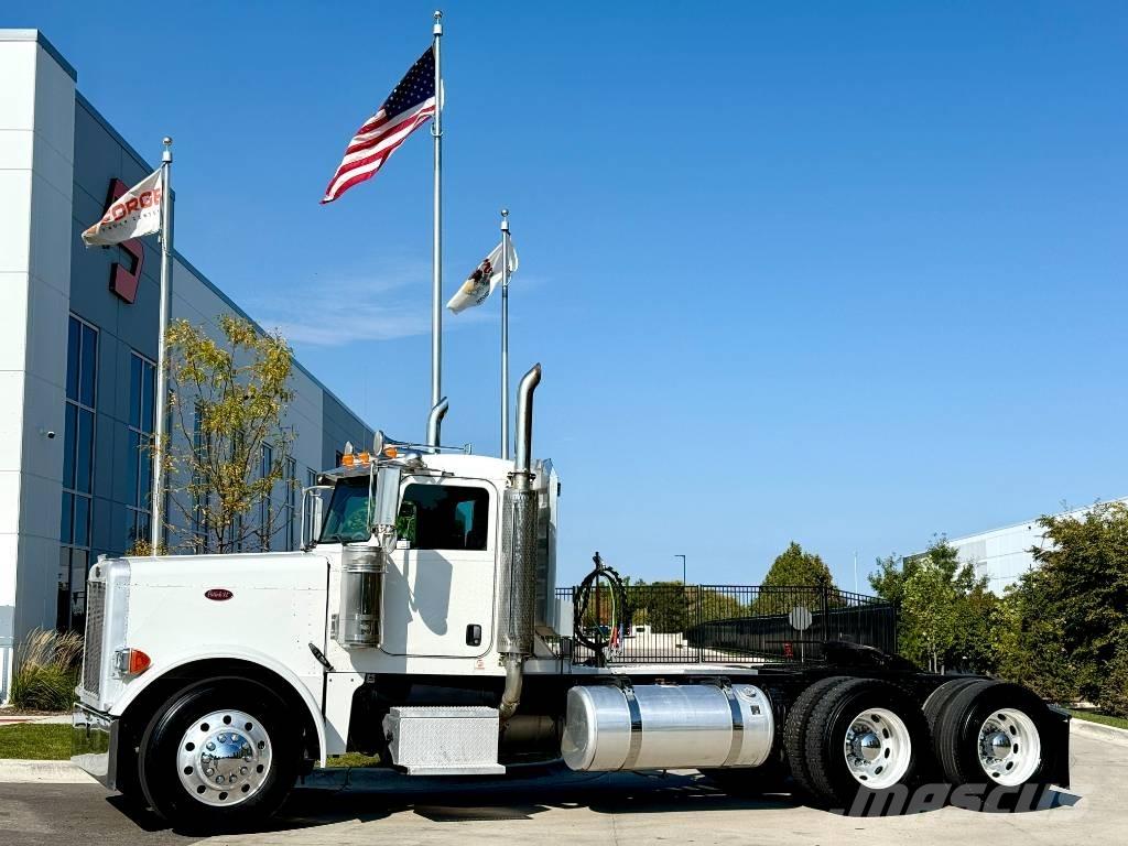 Peterbilt 379 X Tractor Units