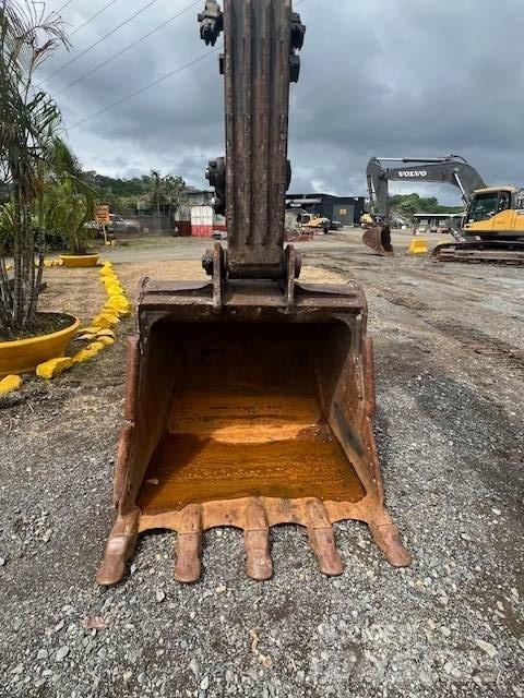 Volvo EC 220 D Crawler excavators