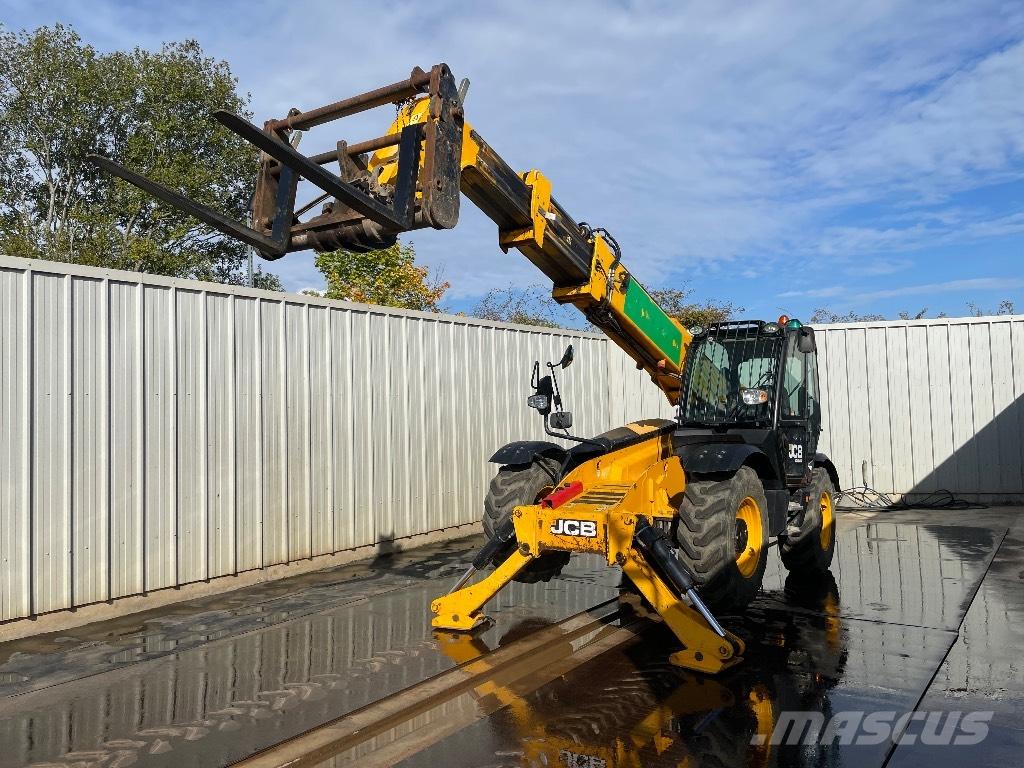 JCB 540-140 Hi Viz Telescopic handlers