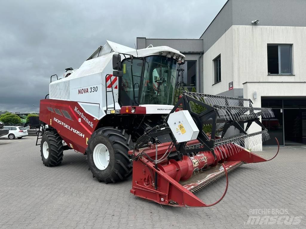 Rostselmash Nova330 Combine harvesters