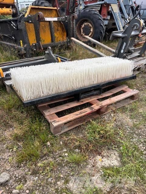  TIK Sopborste 150 Brushes