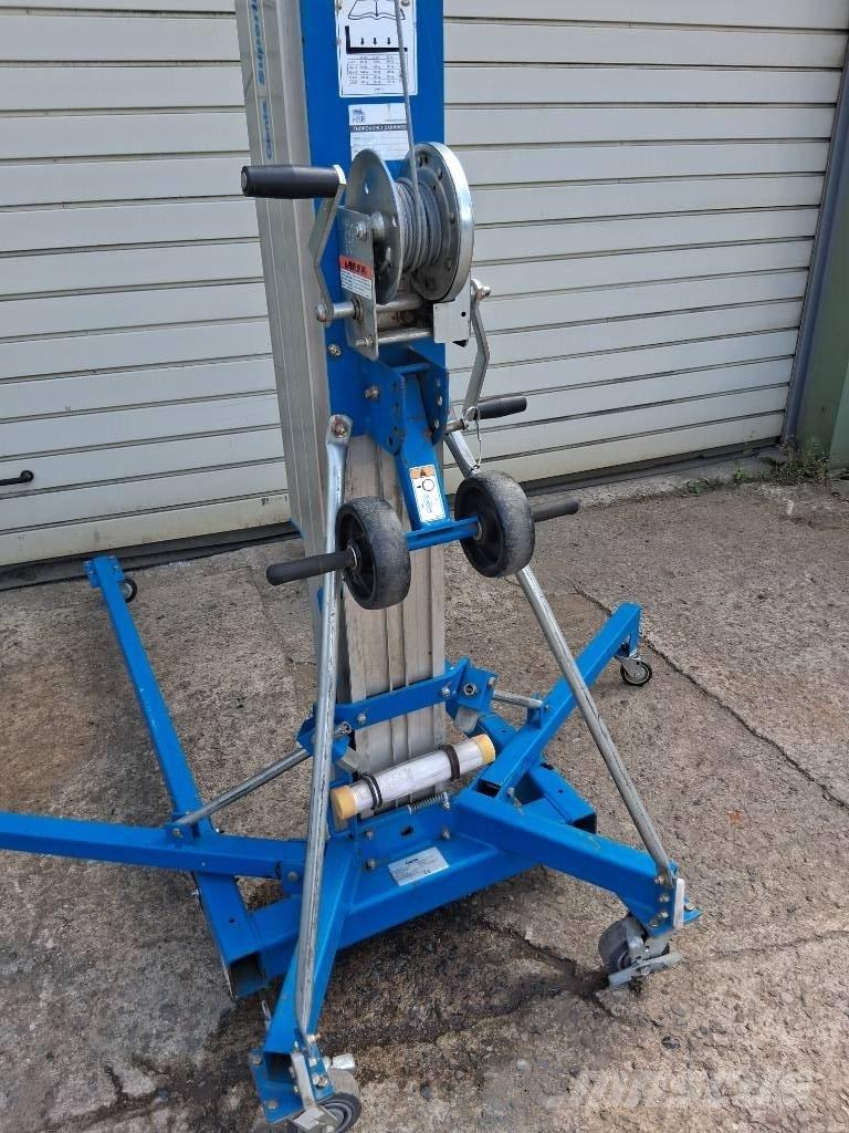 Genie SLA 20 Winches, hoists and material lifts
