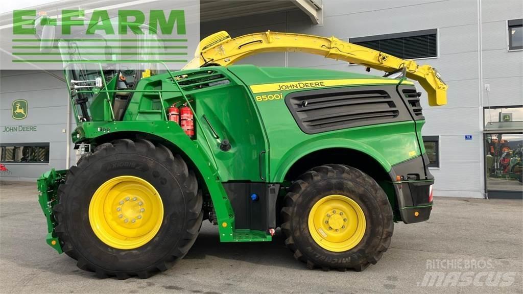 John Deere 8500i Self-propelled foragers