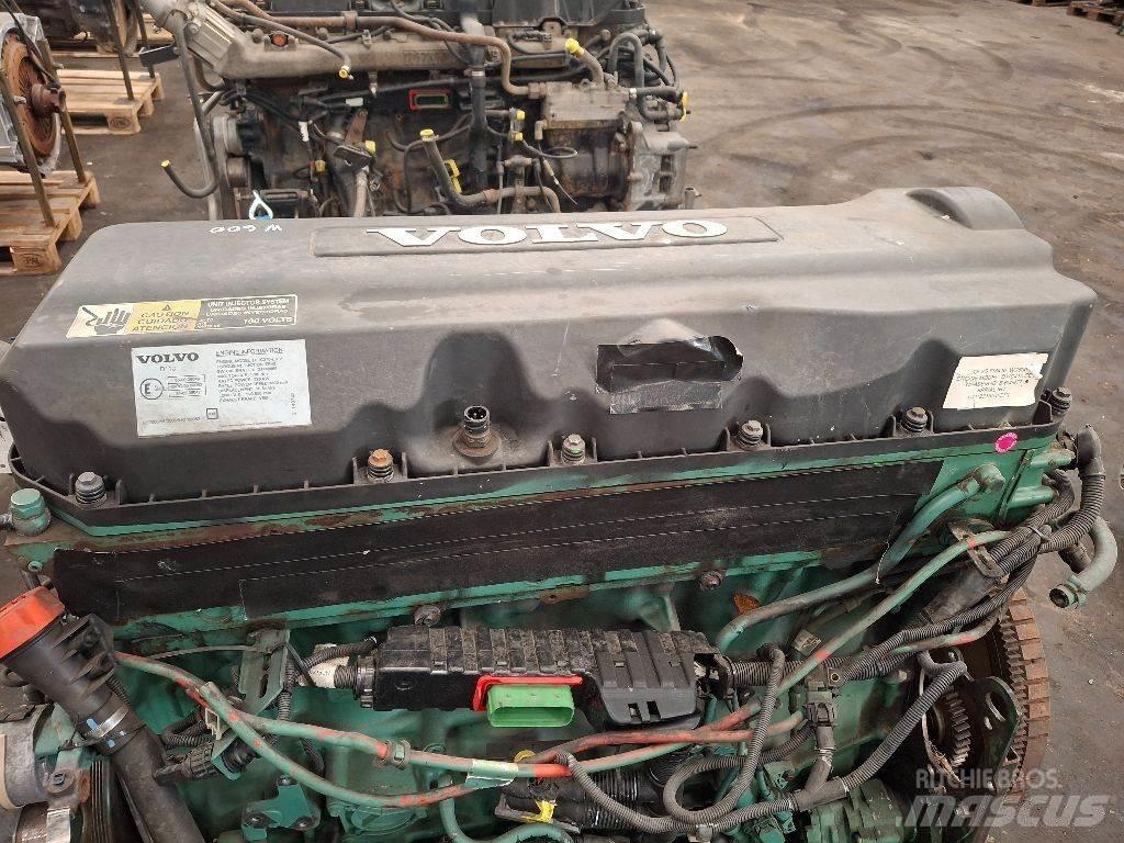 Volvo D11C370 Engines