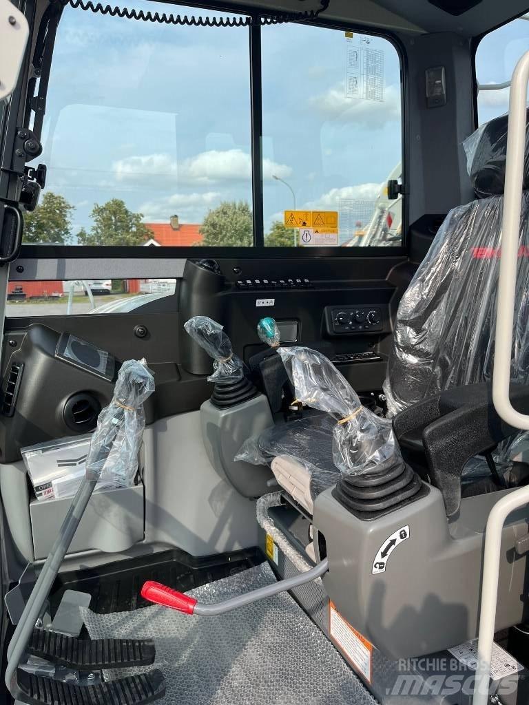 Takeuchi TB 290 Midi excavators  7t - 12t