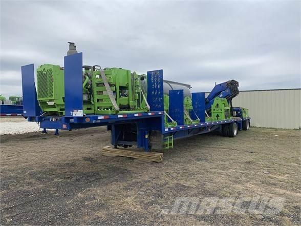  CRANEWORKS INC Low loader-semi-trailers