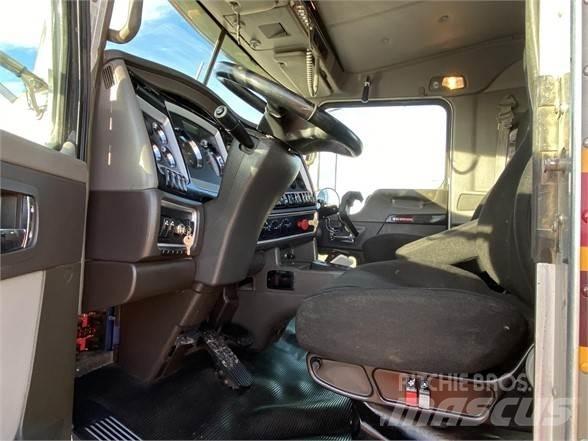 Kenworth T800 Tractor Units