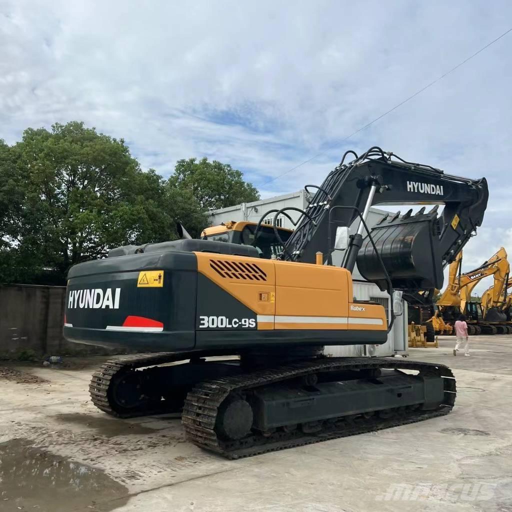 Hyundai R300LC-9S Crawler excavators