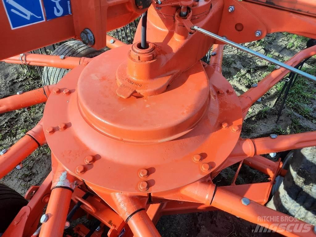 Kuhn GA6632 Windrowers