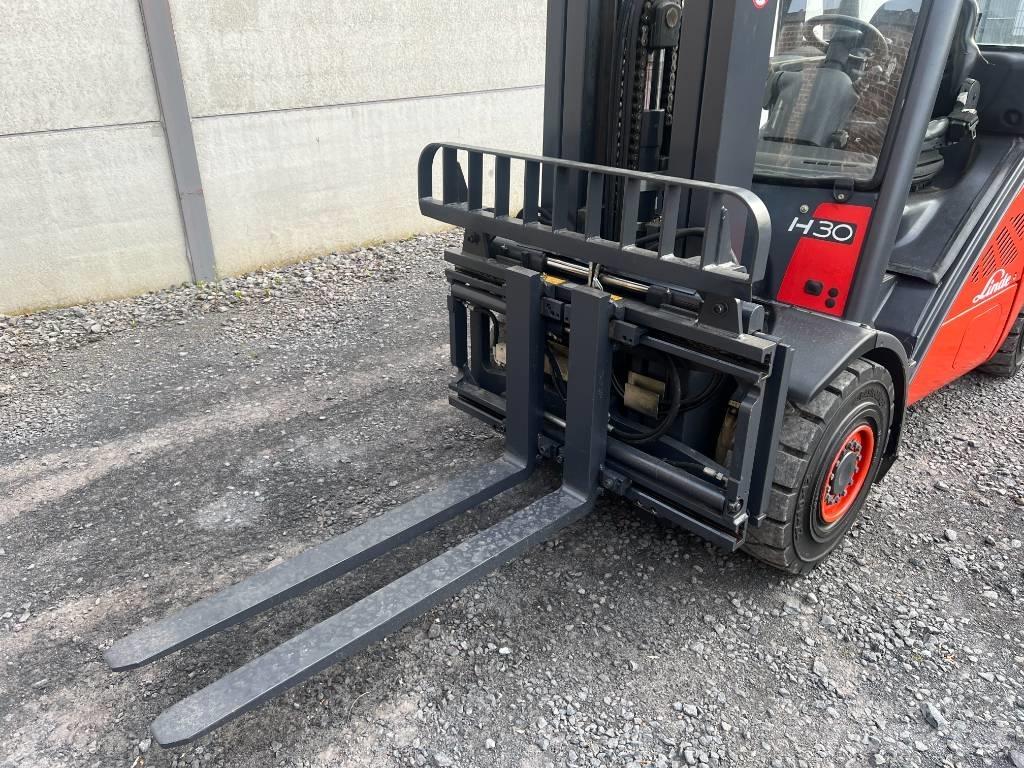 Linde H30D-01 Diesel trucks