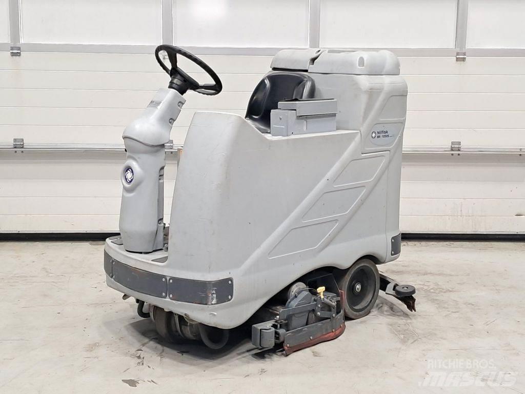 Nilfisk BR1050CS Indoor sweepers