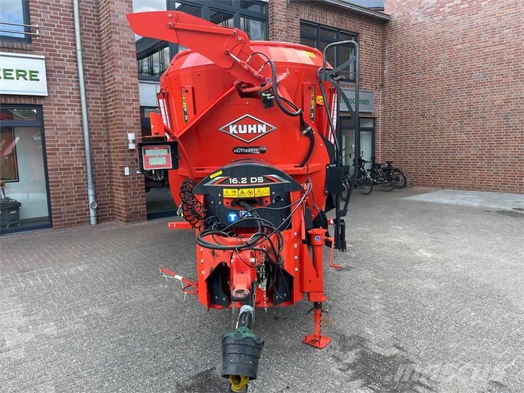 Kuhn Profile+ 16.2 Mixer feeders